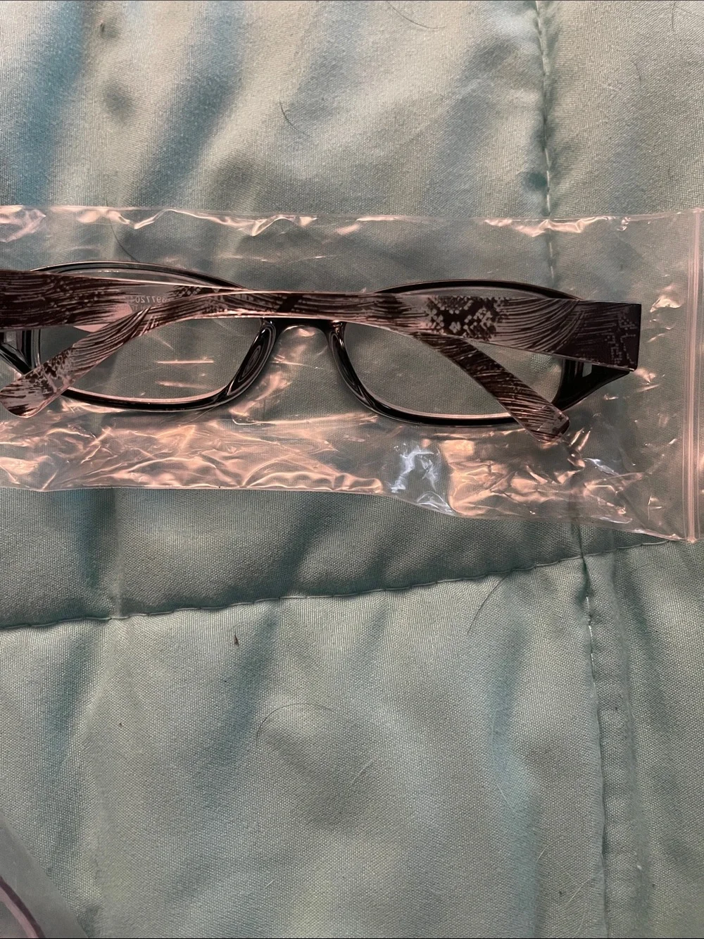 Patterned Black Reading Glasses with Subtle Temple Design 3.00